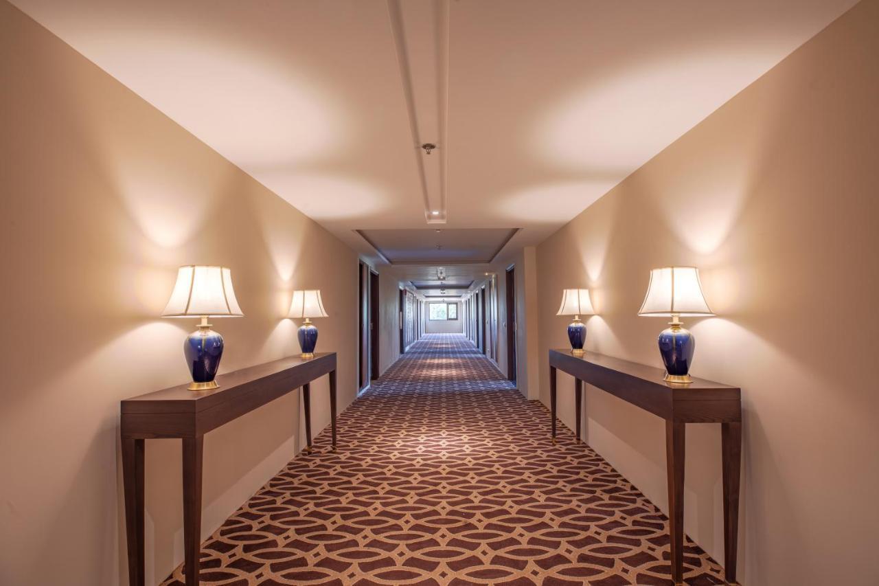 The Lalita Grand Mathura- Vrindavan Exterior photo