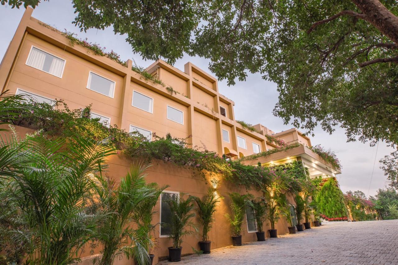 The Lalita Grand Mathura- Vrindavan Exterior photo