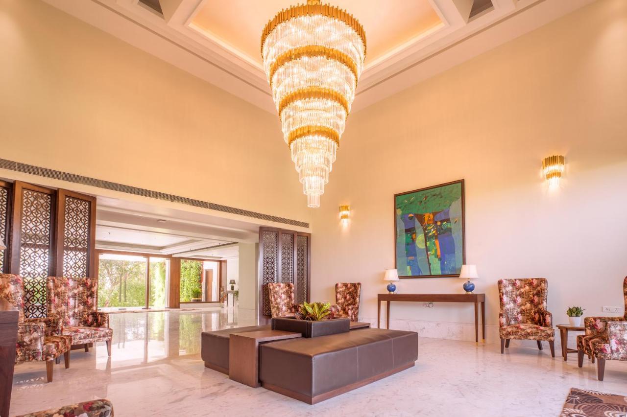 The Lalita Grand Mathura- Vrindavan Exterior photo