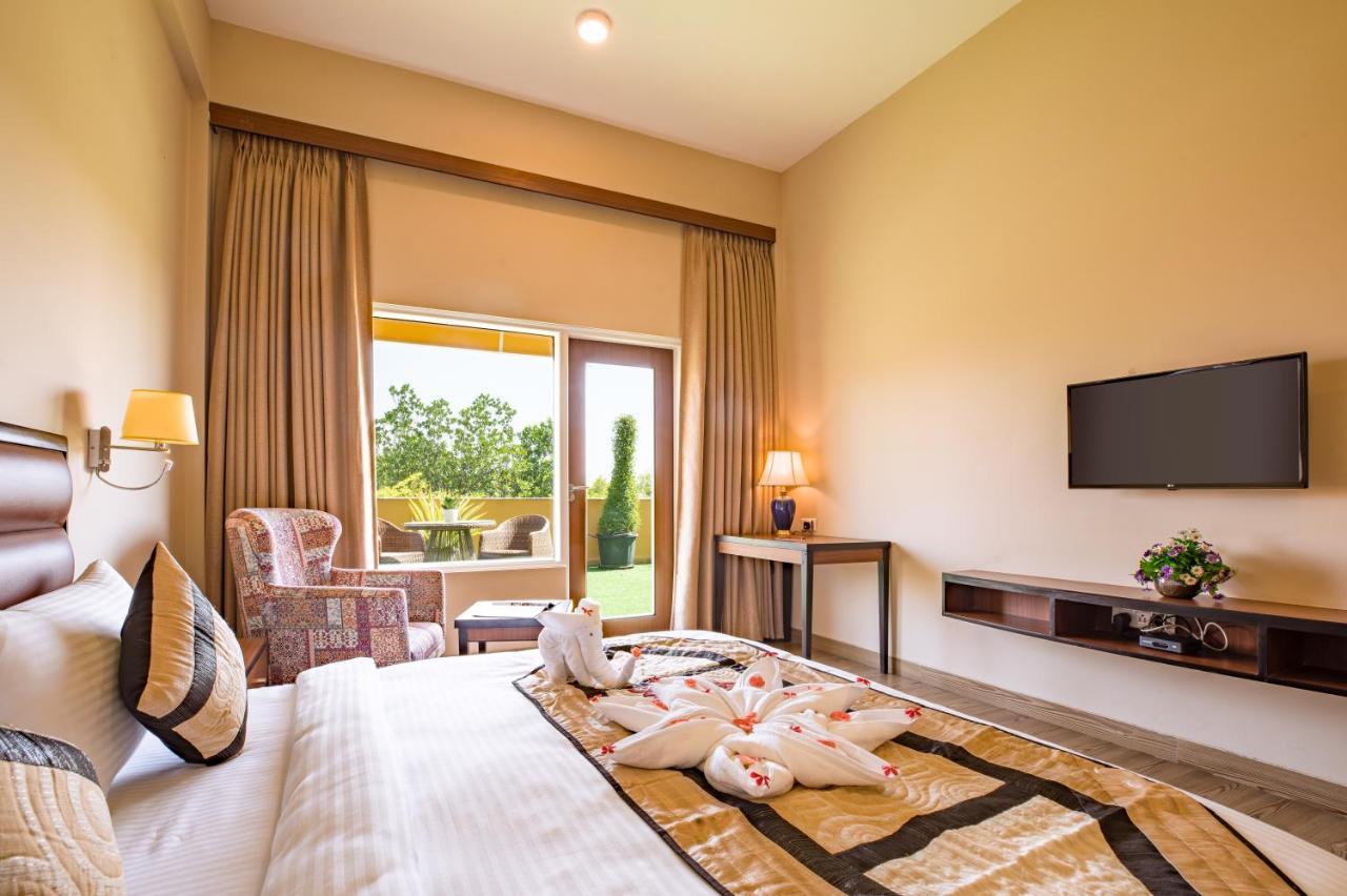 The Lalita Grand Mathura- Vrindavan Exterior photo