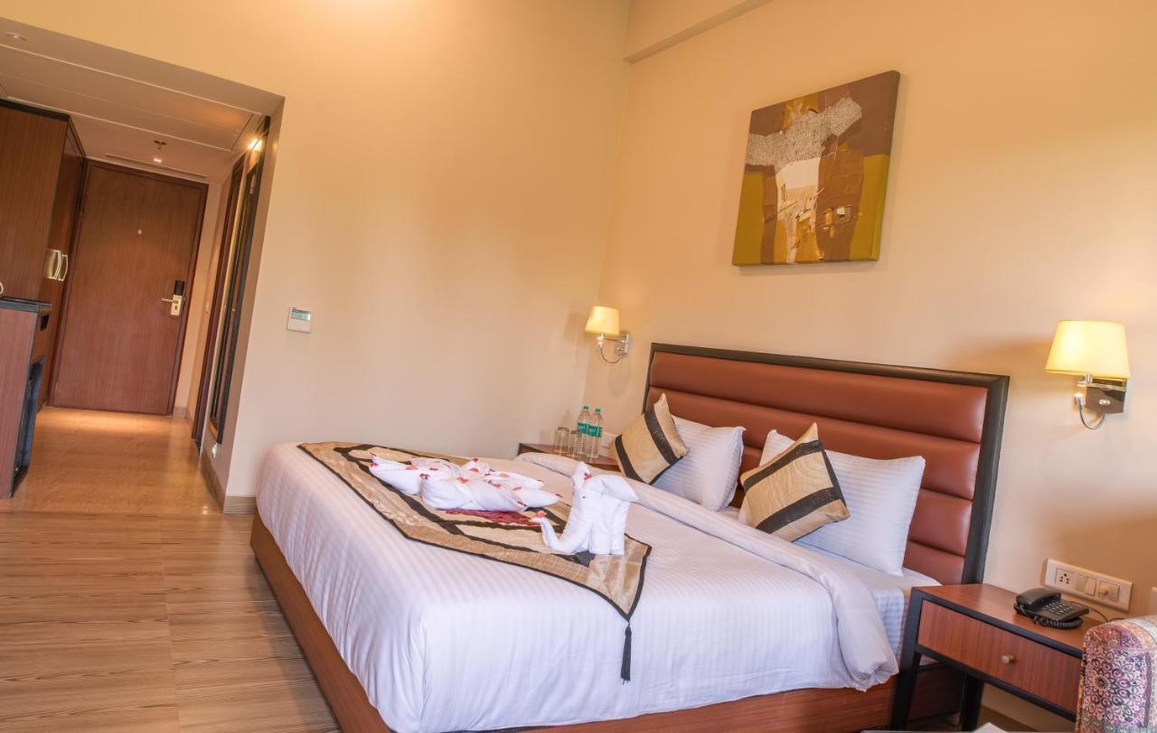 The Lalita Grand Mathura- Vrindavan Exterior photo