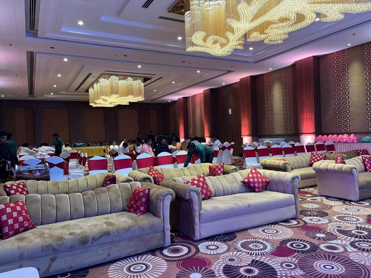 The Lalita Grand Mathura- Vrindavan Exterior photo