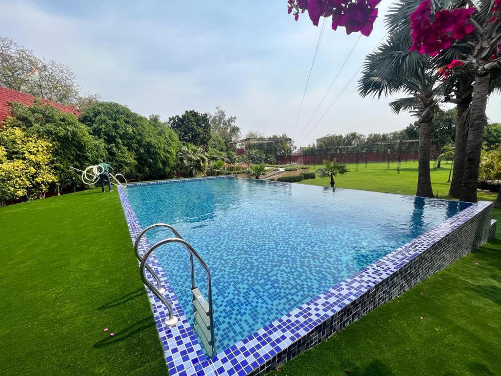 The Lalita Grand Mathura- Vrindavan Exterior photo